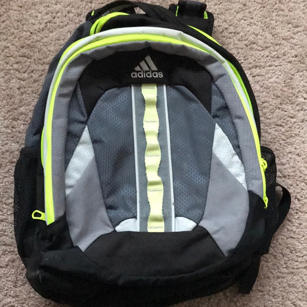 ADIDAS BACKPACK - *LOOKS LIKE NEW*